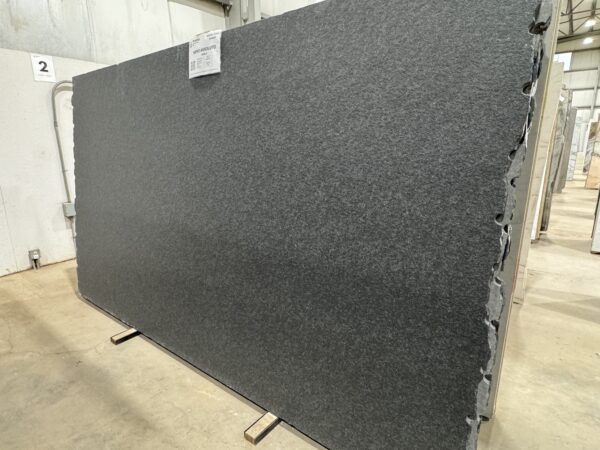 NERO ASSOLUTO - LEATHERED